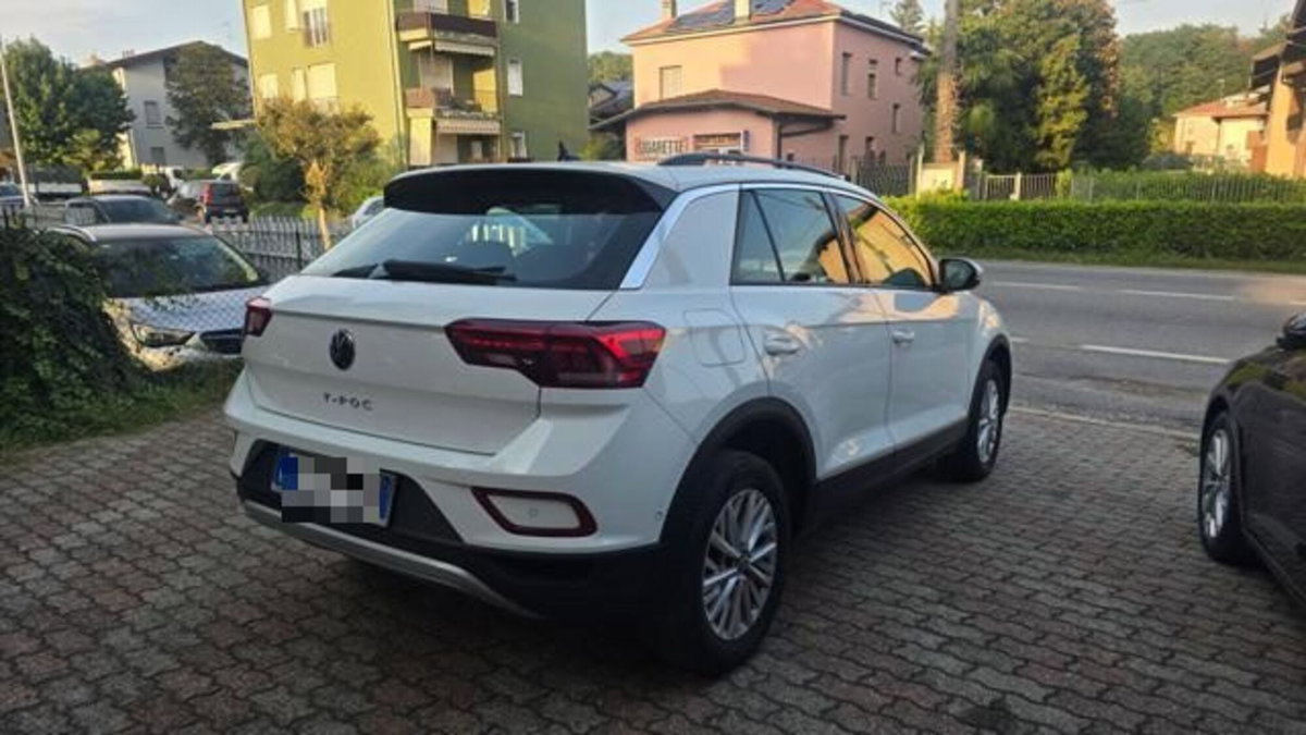 Volkswagen T-Roc 1.5 tsi Life dsg (6)
