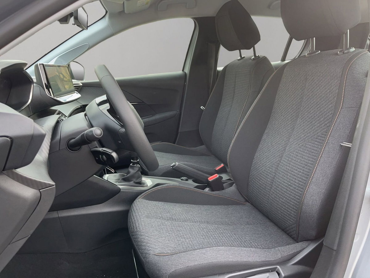 Peugeot 208 1.2 turbo Style 100cv (11)