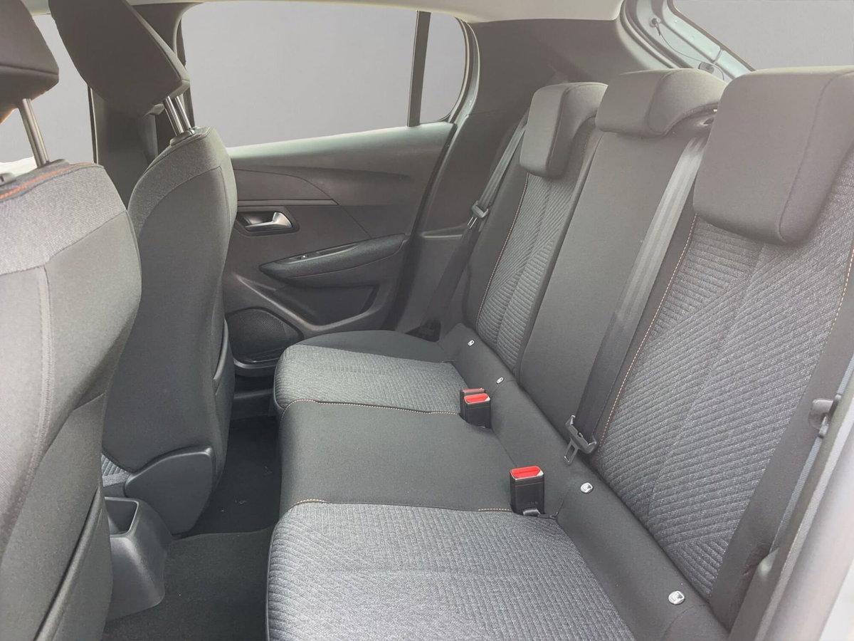 Peugeot 208 1.2 turbo Style 100cv (12)