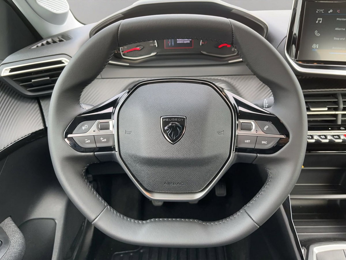 Peugeot 208 1.2 turbo Style 100cv (13)
