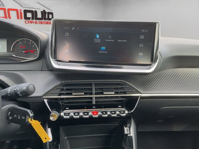 Peugeot 208 1.2 turbo Style 100cv (17)