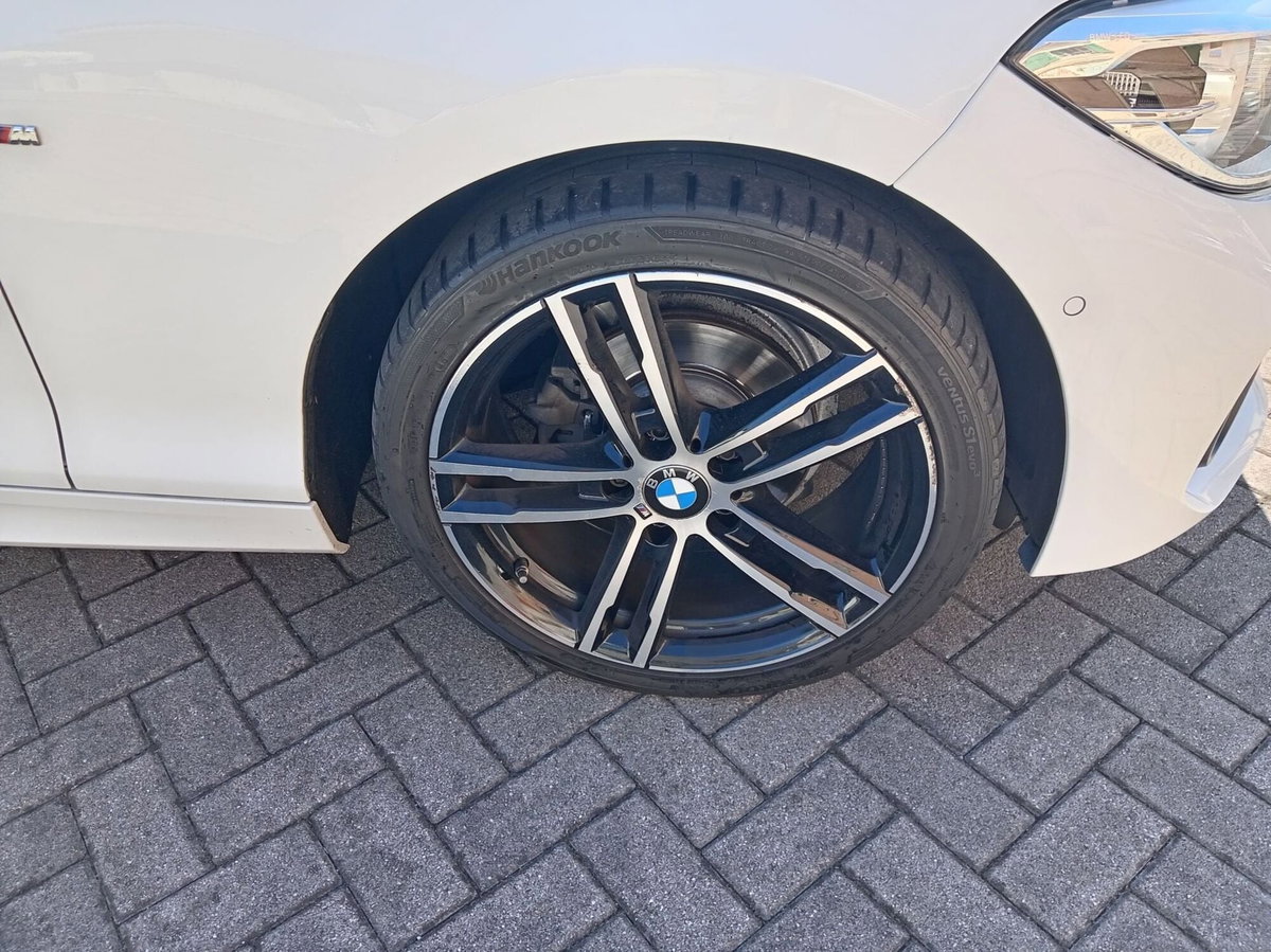 BMW Serie 1 5p. 116d 5p. Msport (2)