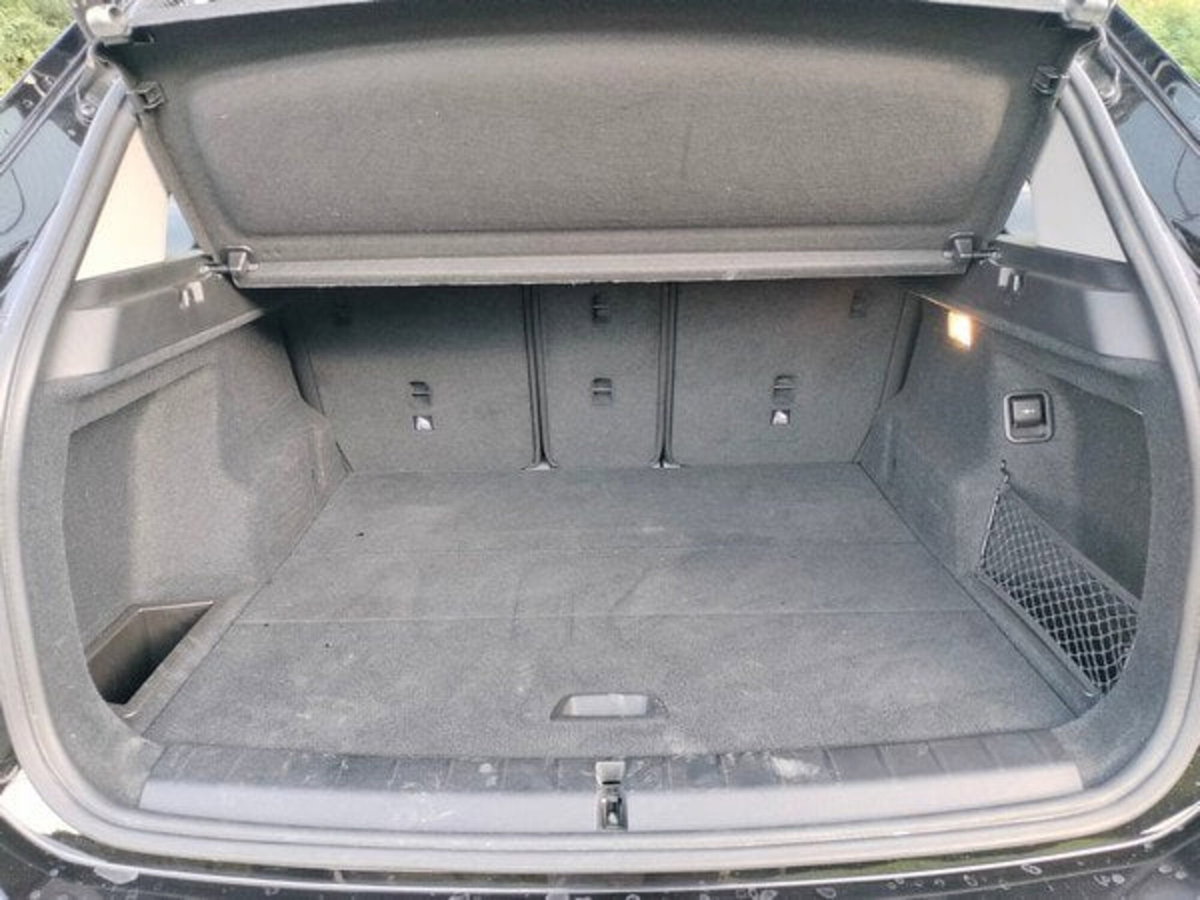 BMW X1 sDrive16d Advantage (15)