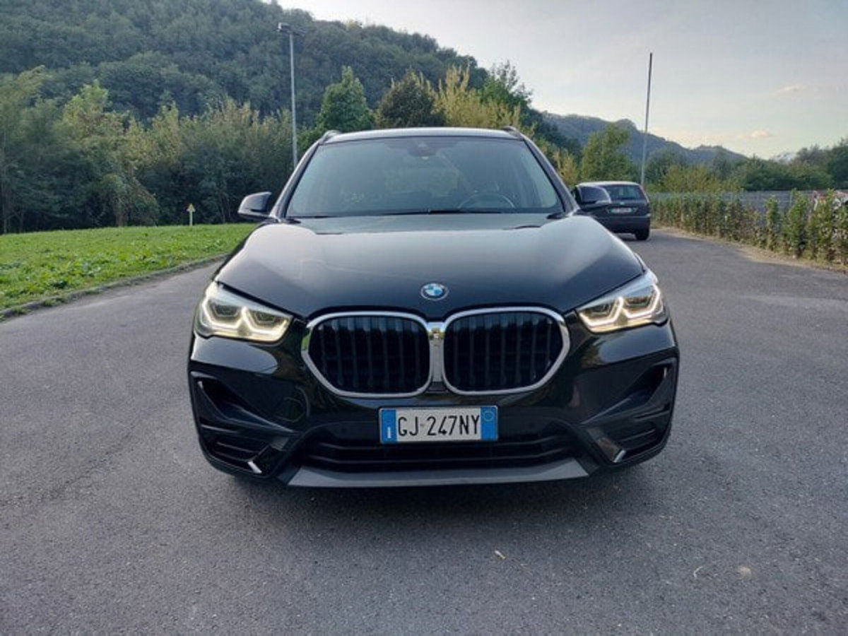BMW X1 sDrive16d Advantage (2)