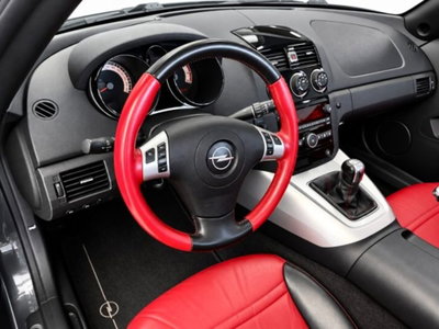 Opel GT 2.0 Turbo 16V (9)