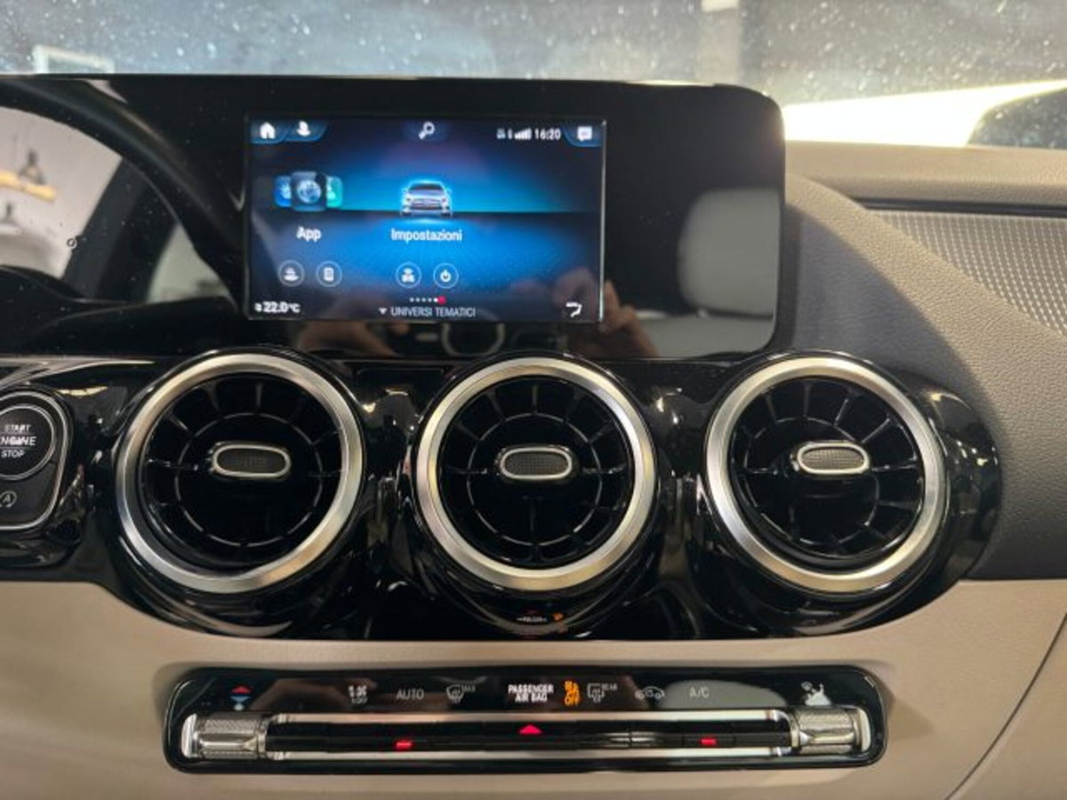 Mercedes-Benz Classe B 180 d Automatic Sport Plus (14)