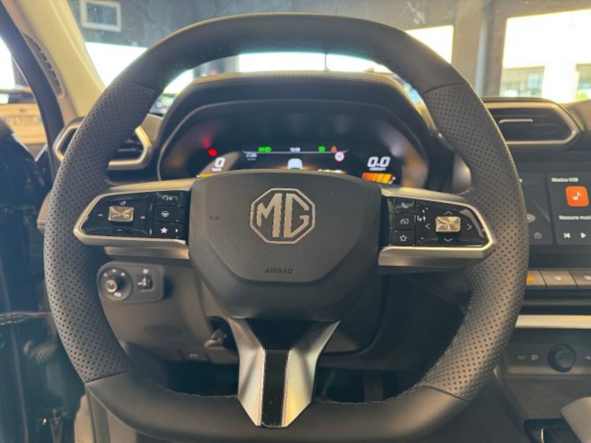 Mg ZS ZS 1.5 Luxury (5)
