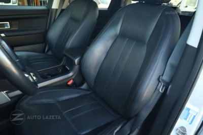 Land Rover Discovery Sport 2.0 TD4 150 CV HSE (6)