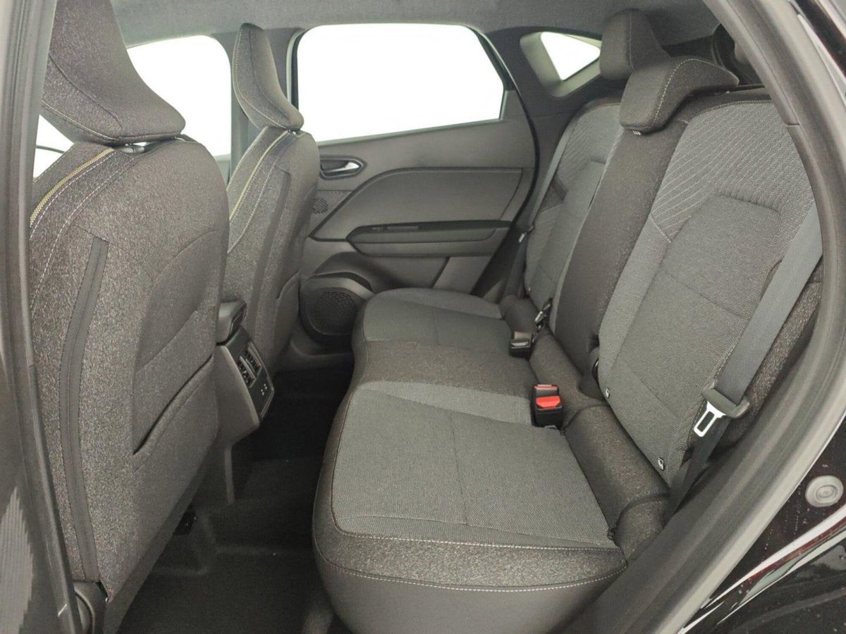 Renault Captur 1.2 eco-g Techno 120cv (13)