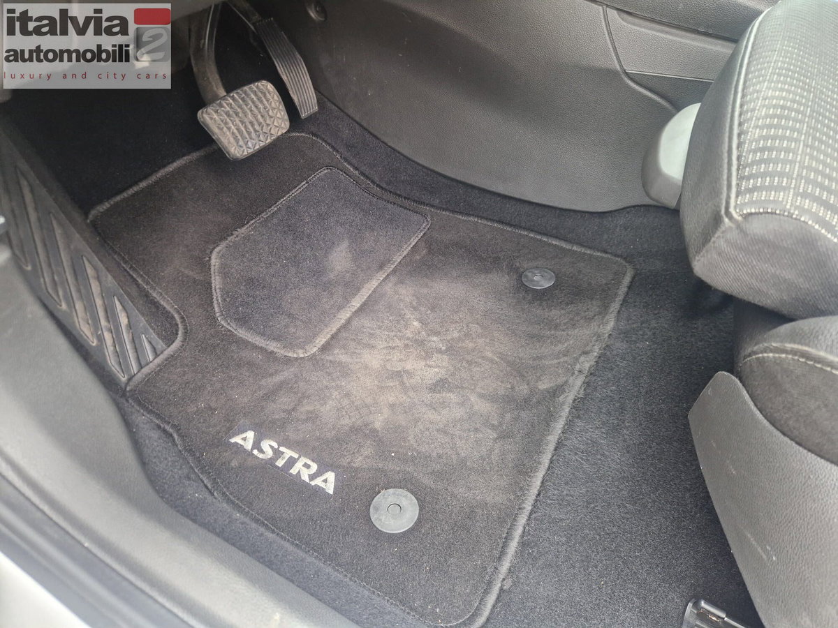 Opel Astra 1.5 Ultimate s&s 130cv at8 (14)