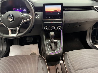 Renault Clio Full Hybrid E-Tech 140 CV 5 porte E-Tech (8)