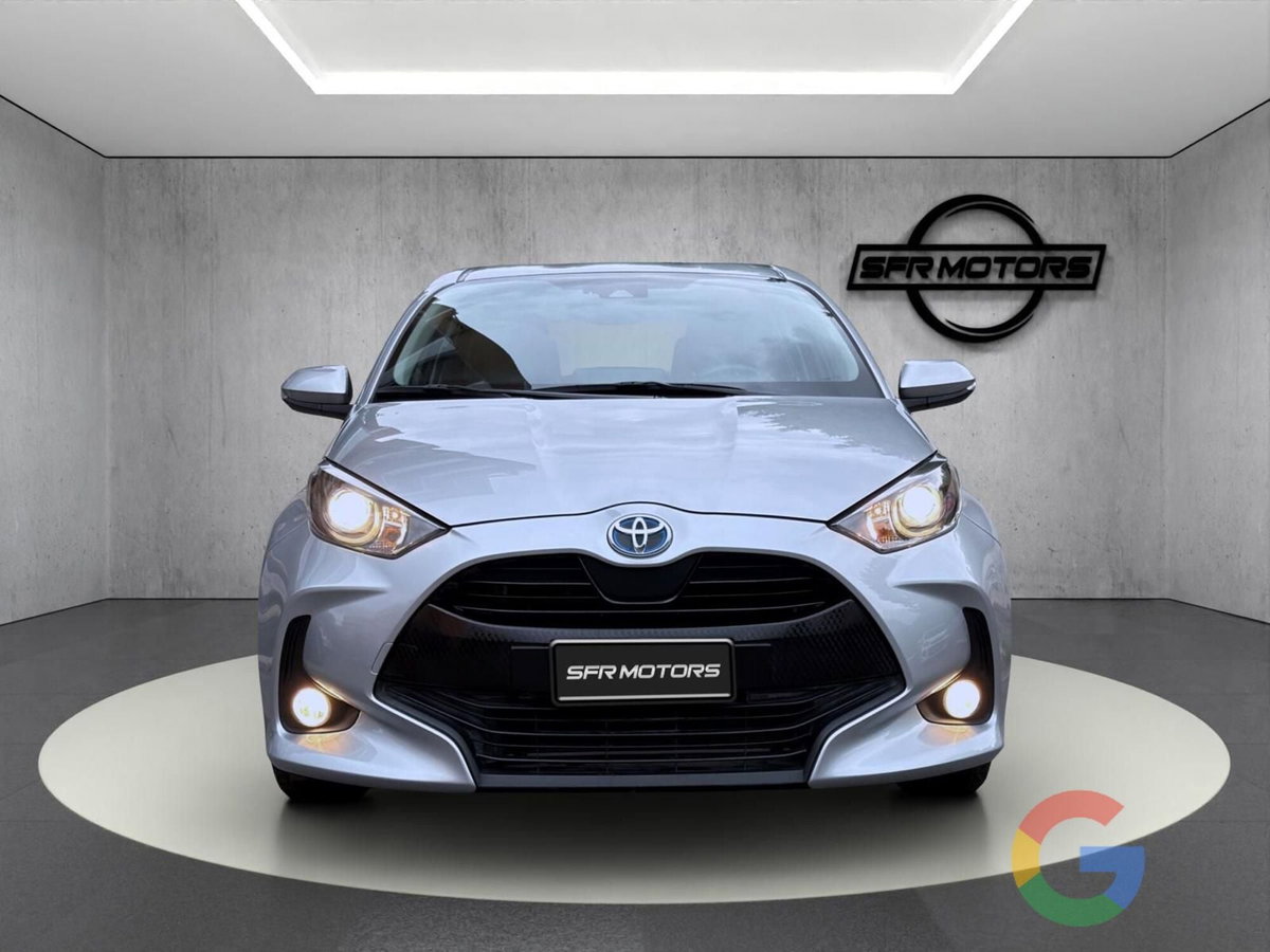 Toyota Yaris 1.5 Hybrid 5 porte Energy (2)