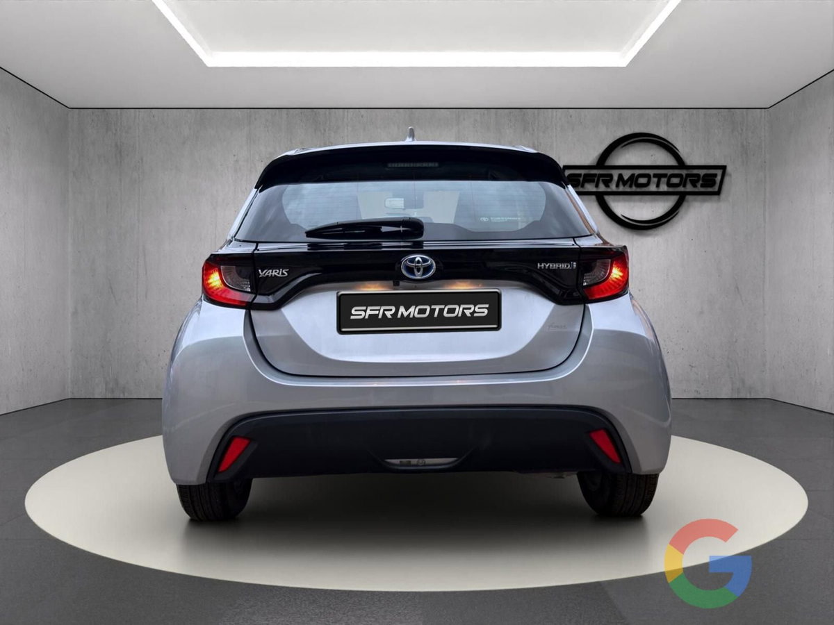 Toyota Yaris 1.5 Hybrid 5 porte Energy (5)
