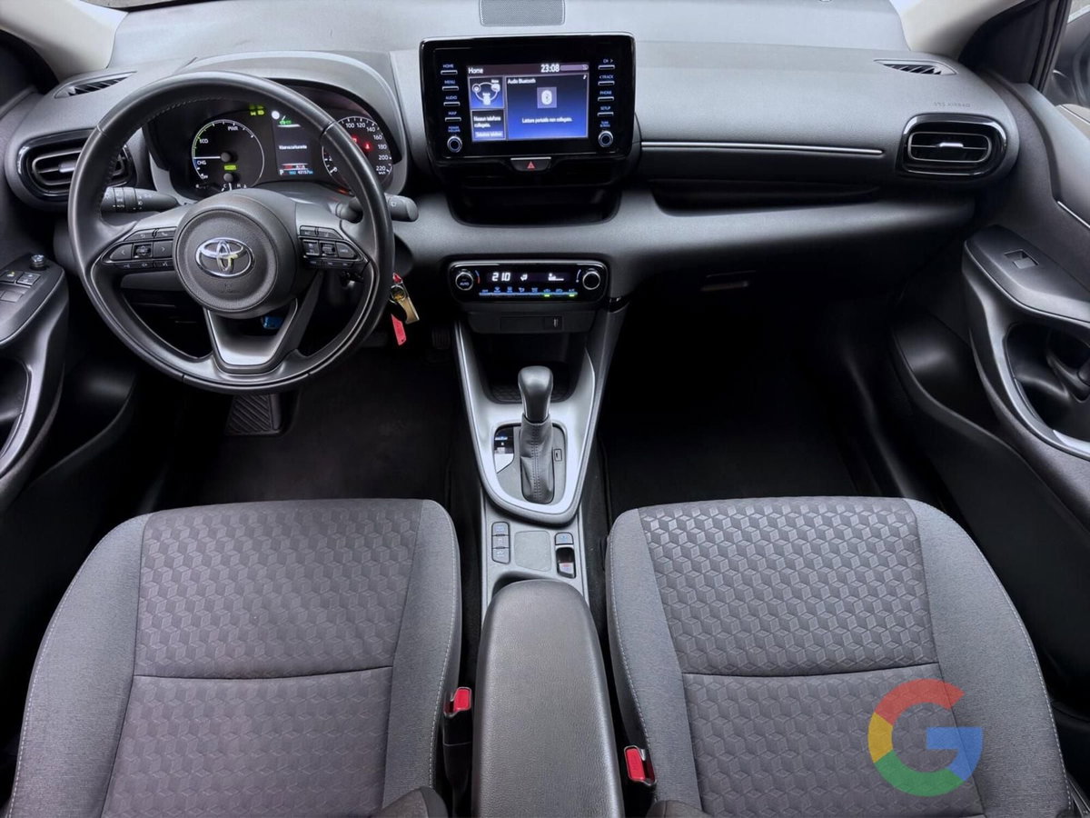 Toyota Yaris 1.5 Hybrid 5 porte Energy (8)