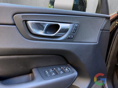 Volvo XC60 B4 automatico Plus Dark (13)