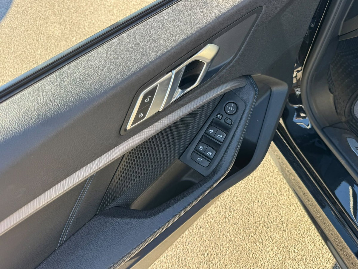 BMW Serie 1 5p. 118d 5p. Msport (4)