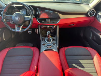 Alfa Romeo Giulia 2.2 Turbodiesel 190 CV AT8 Sprint (13)