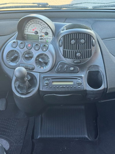 Fiat Multipla 1.6 16V Natural Power Dynamic (13)