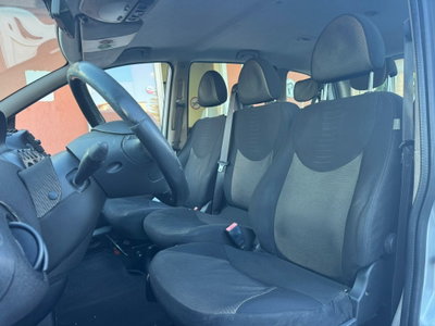Fiat Multipla 1.6 16V Natural Power Dynamic (6)