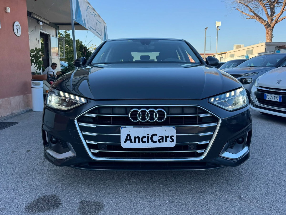 Audi A4 35 2.0 tdi mhev Business Advanced 163cv s-tronic
