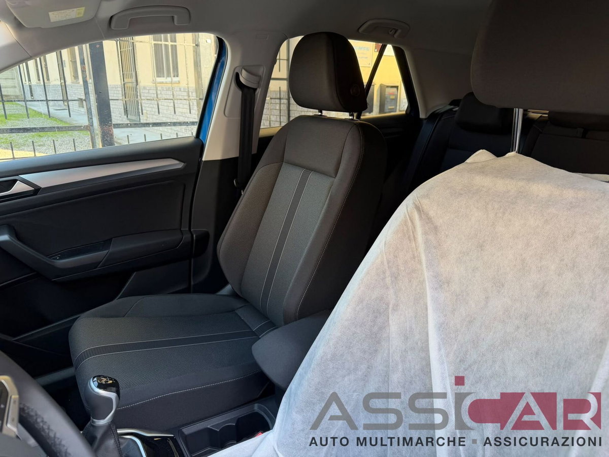 Volkswagen T-Roc 1.0 tsi Edition 115cv (14)