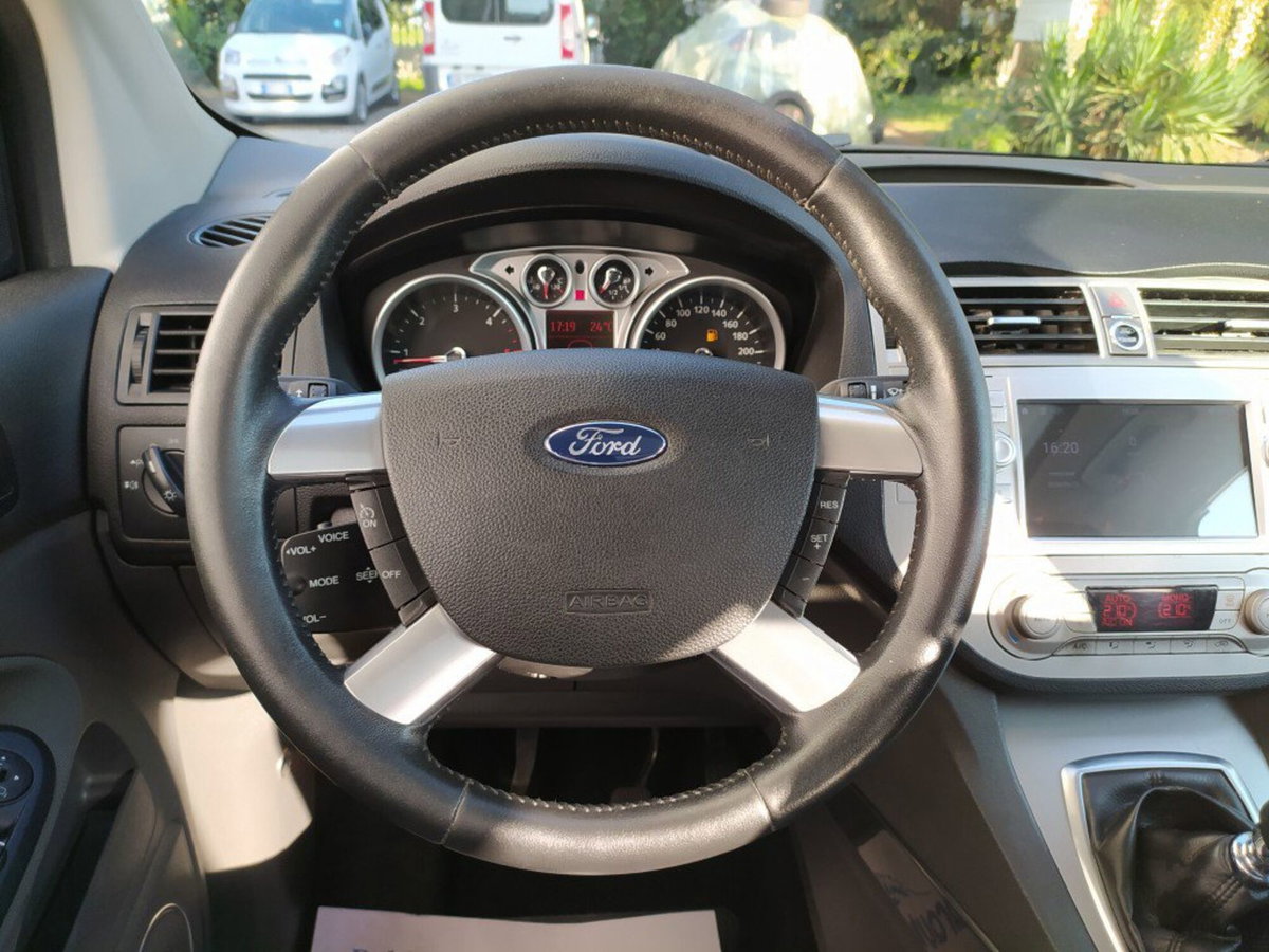 Ford Kuga 2.0 TDCi 163 CV 4WD Titanium DPF (11)