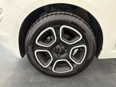 Fiat 500 1.0 Hybrid Club (8)