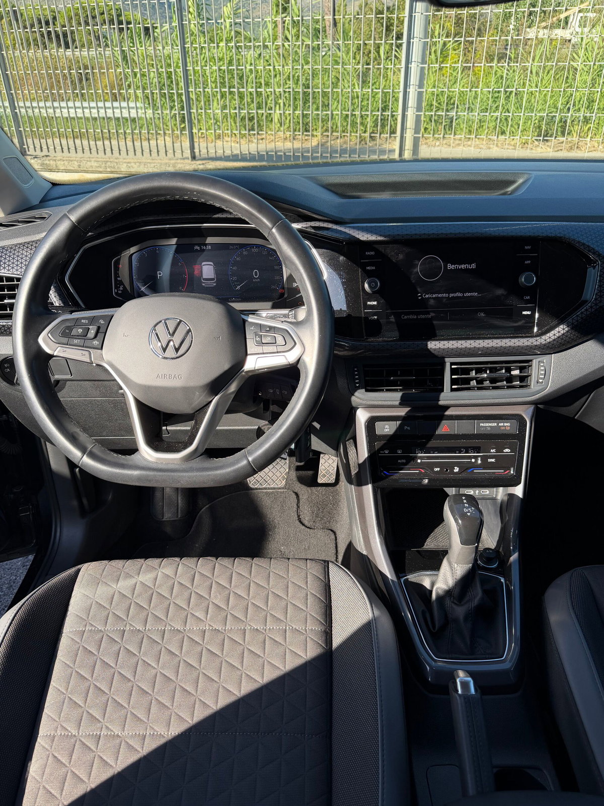 Volkswagen T-Cross 1.5 TSI DSG Advanced (3)