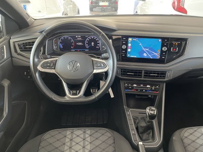 Volkswagen Taigo 1.0 TSI 110 CV R-Line (12)