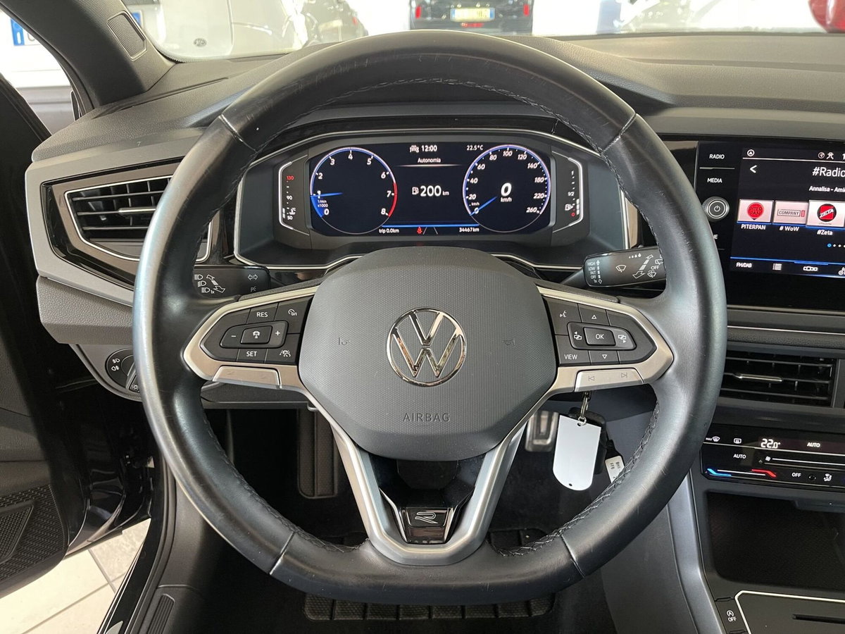 Volkswagen Taigo 1.0 TSI 110 CV R-Line (6)