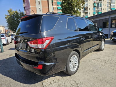 Ssangyong Rodius 2.0 Xdi 4WD A/T (4)