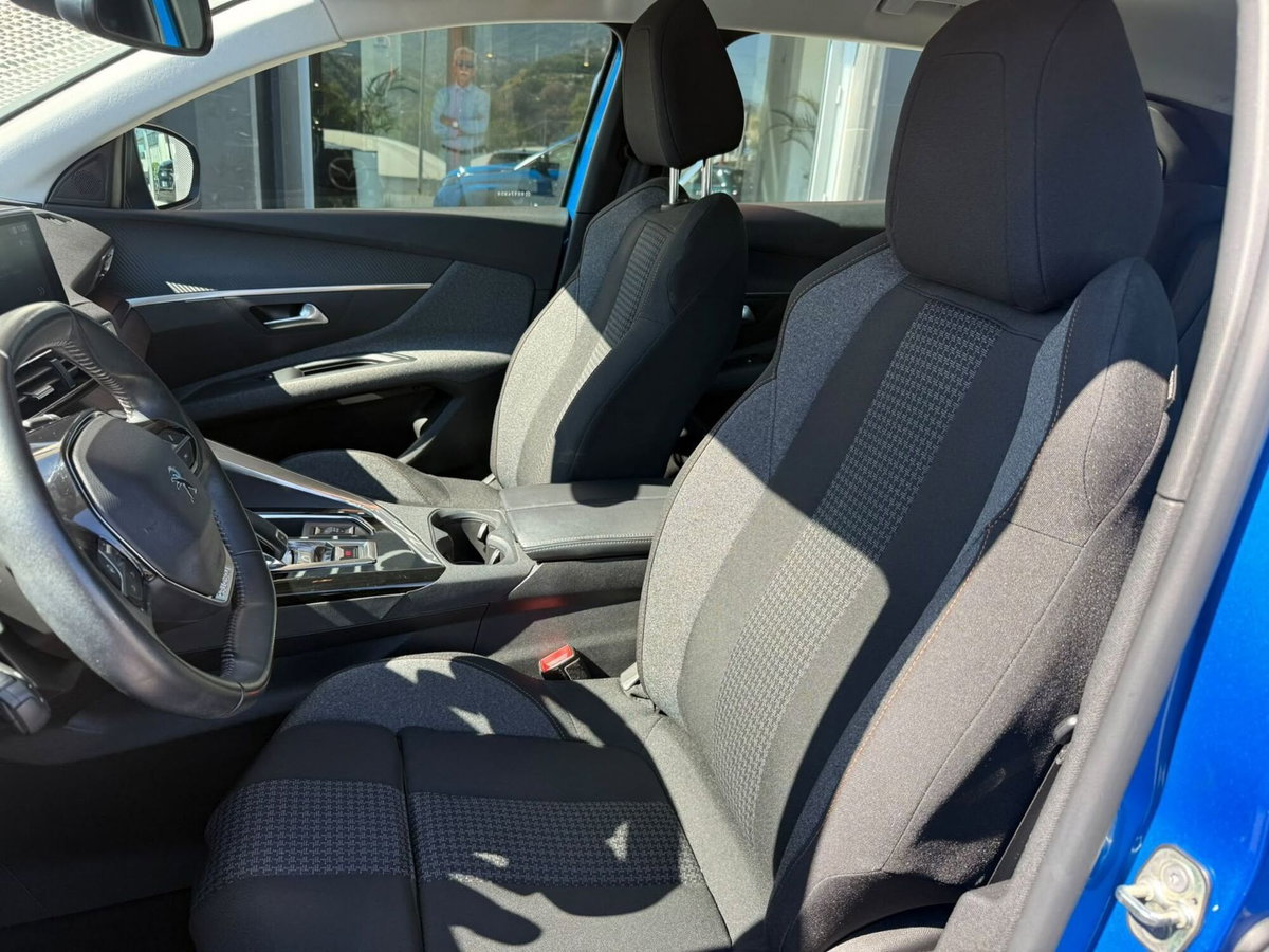 Peugeot 3008 BlueHDi 130 S&S EAT8 Active Pack (10)