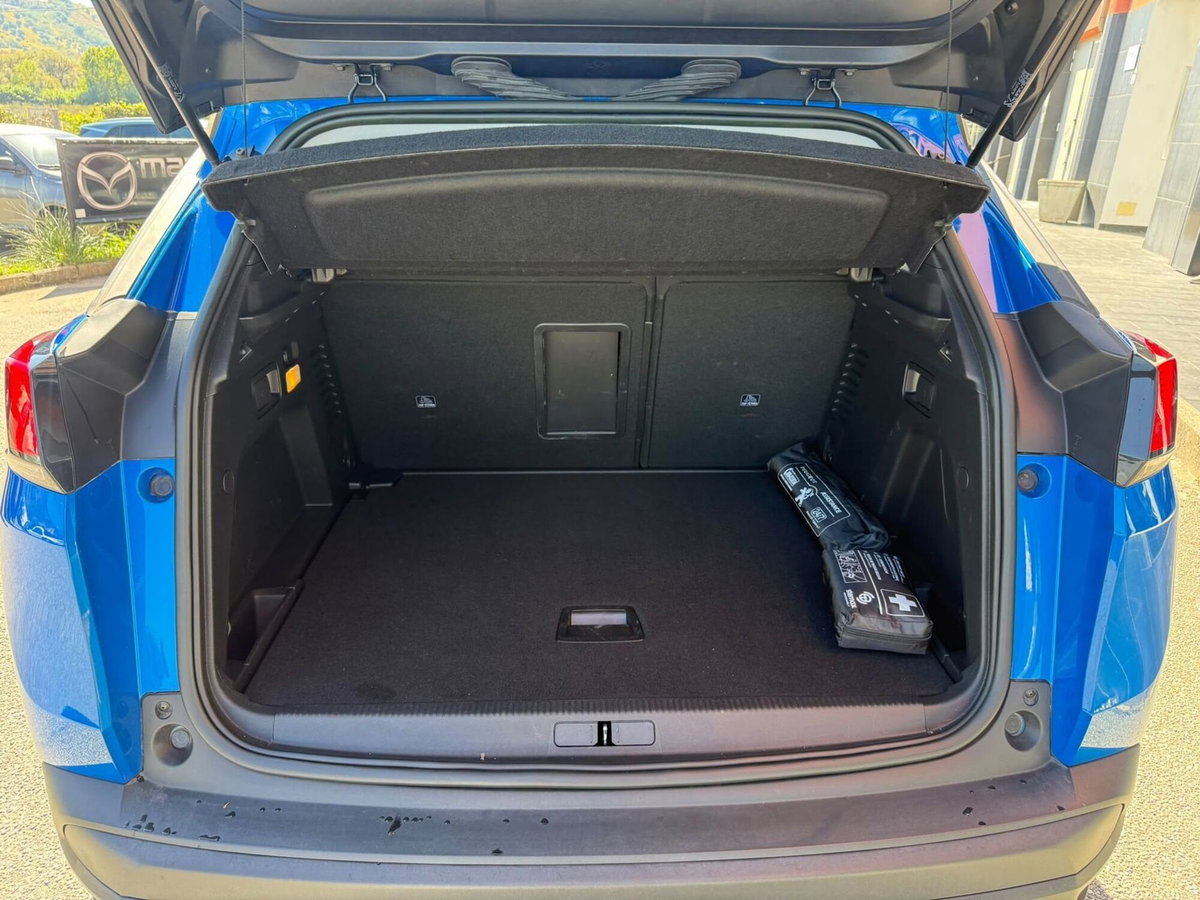 Peugeot 3008 BlueHDi 130 S&S EAT8 Active Pack (7)