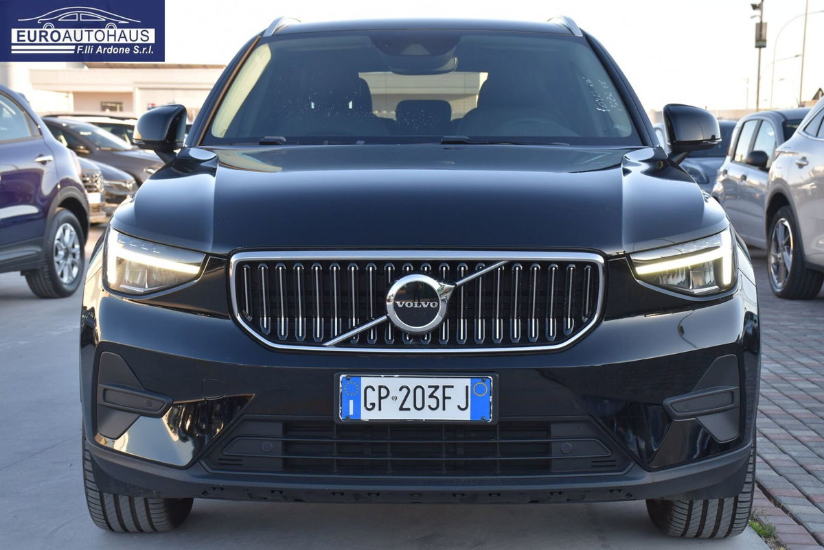Volvo XC40 T4 Recharge Plug-in Hybrid automatico Core (2)