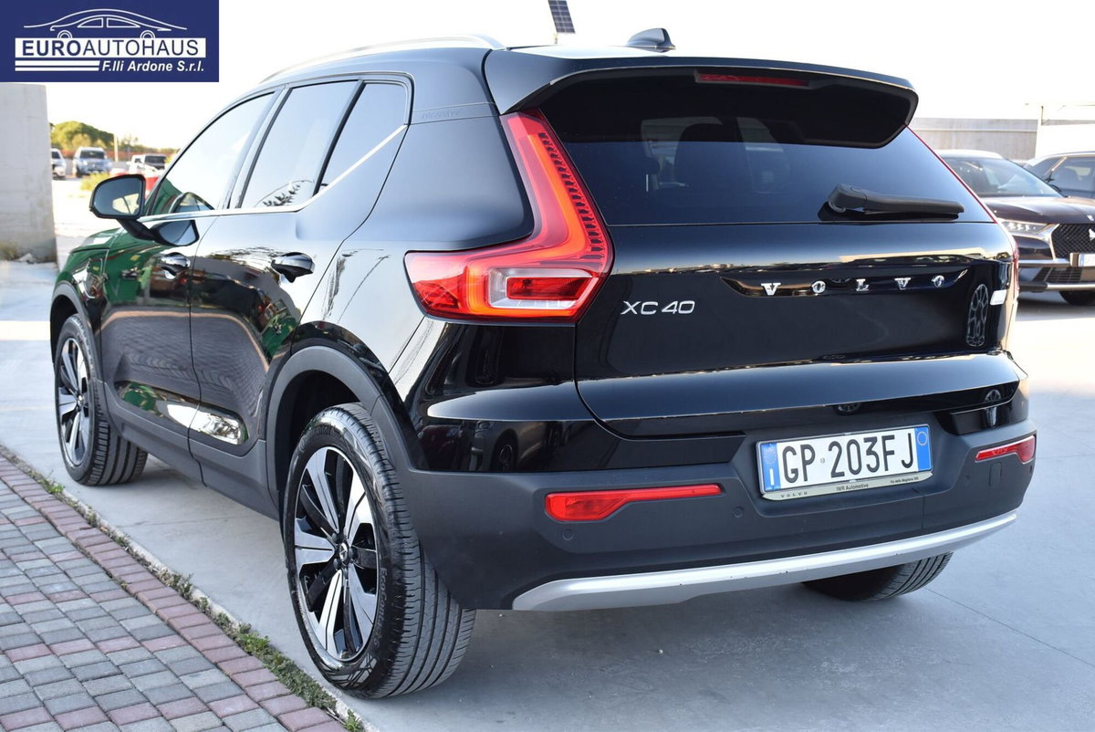 Volvo XC40 T4 Recharge Plug-in Hybrid automatico Core (6)