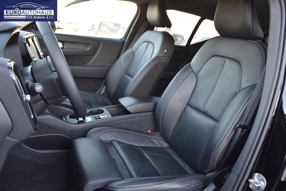 Volvo XC40 T4 Recharge Plug-in Hybrid automatico Core (8)