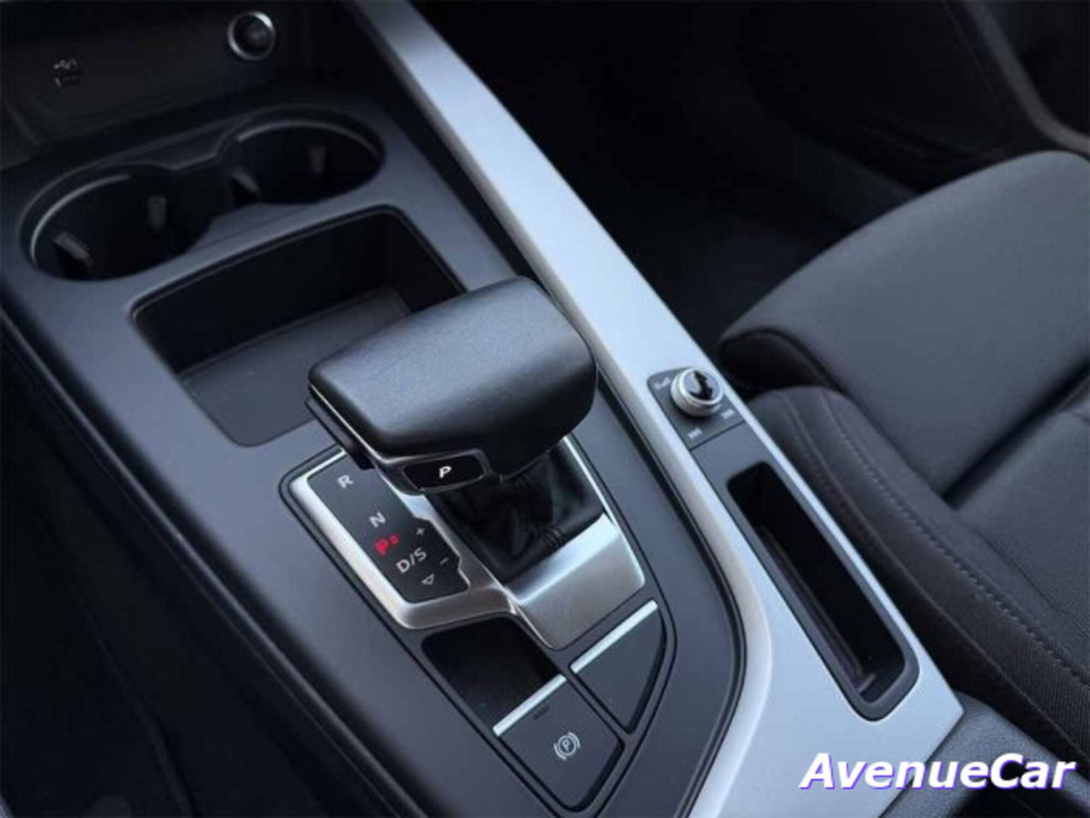 Audi A4 Avant 40 2.0 tdi mhev S line edition quattro 204cv s-tronic (19)