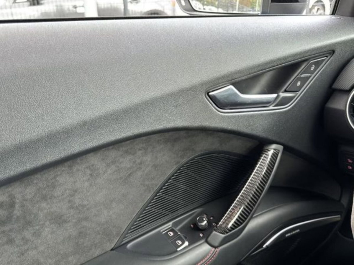 Audi TTS Cabrio TFSI quattro S tronic (16)