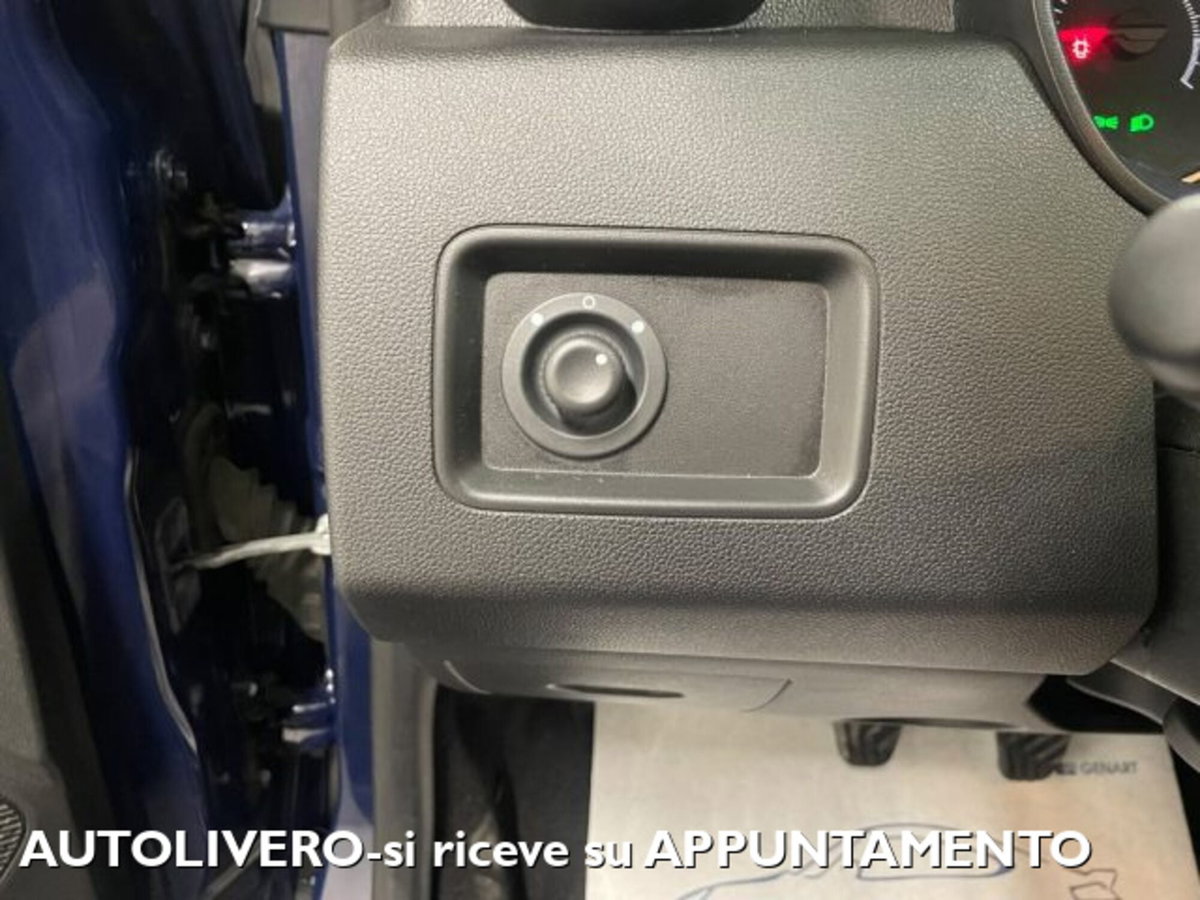 Dacia Duster 1.5 Blue dCi 8V 115 CV 4x4 15th Anniversary (19)