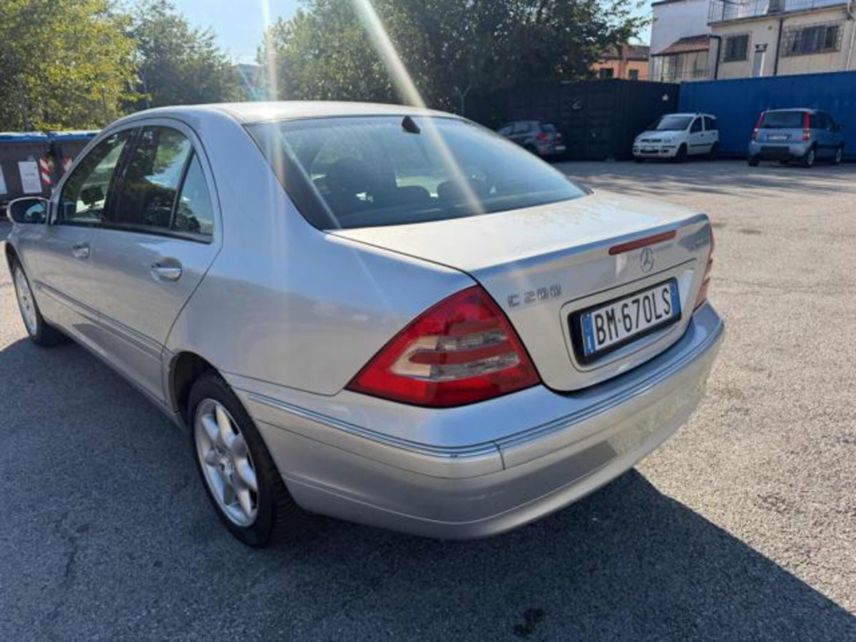 Mercedes-Benz Classe C 200 Kompressor cat Elegance Evo (10)