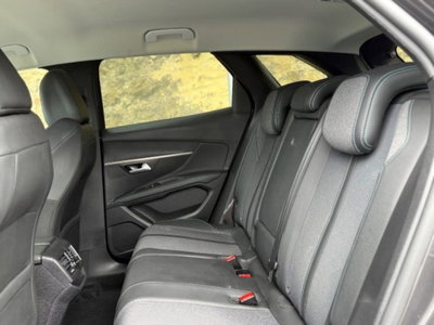 Peugeot 3008 BlueHDi 130 S&S EAT8 Allure Pack (20)