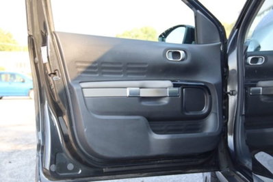 Citroen C4 Cactus PureTech 110 S&S Feel (19)