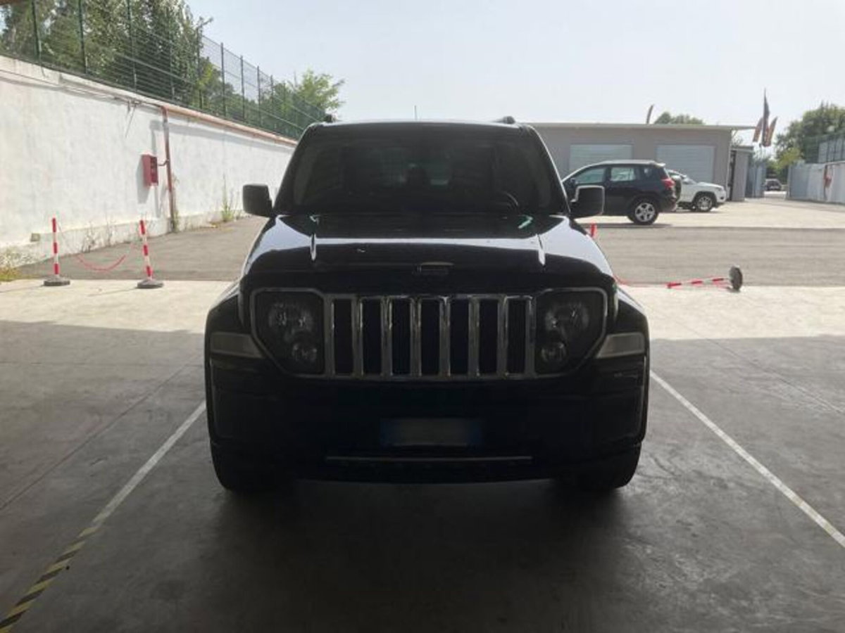 Jeep Cherokee 2.8 CRD DPF Limited (3)