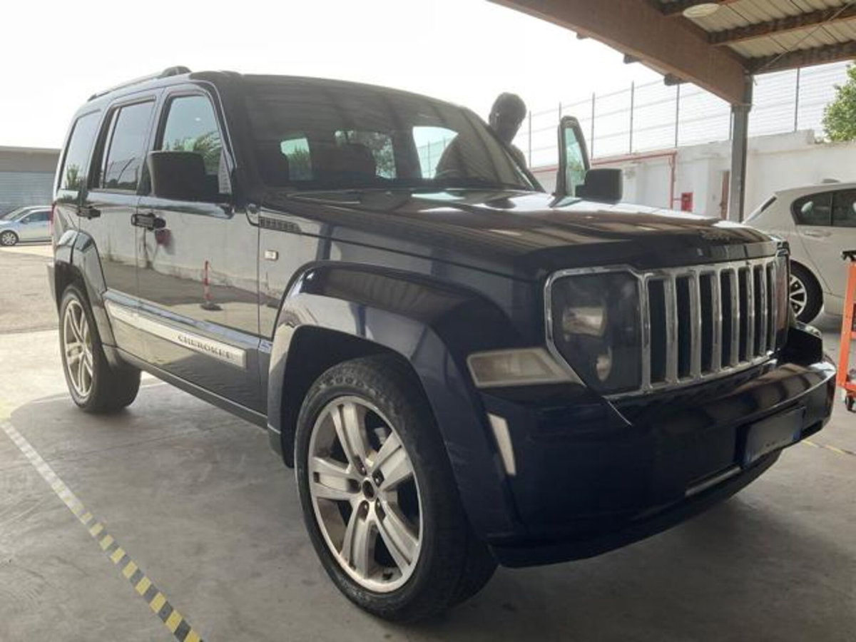 Jeep Cherokee 2.8 CRD DPF Limited (4)