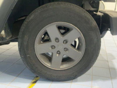 Jeep Wrangler 2.8 CRD DPF Sport (12)