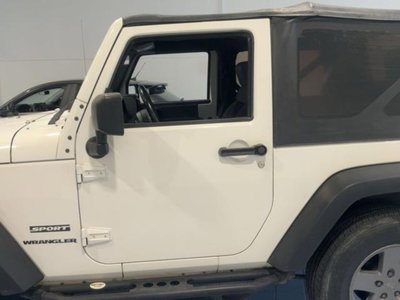 Jeep Wrangler 2.8 CRD DPF Sport (5)