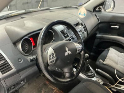 Mitsubishi Outlander 2.0 DI-D Intense DPF (8)