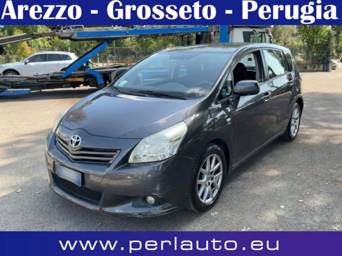 Toyota Verso 2.2 D-Cat 150 CV aut. Luxury Pack 7 posti