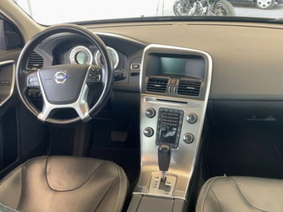 Volvo XC60 D4 Geartronic Momentum (12)