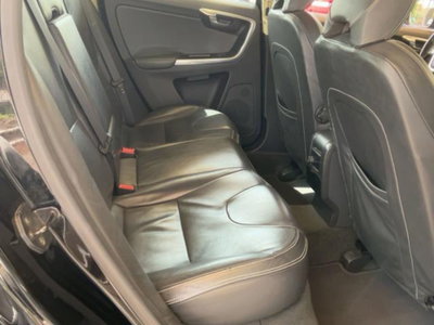 Volvo XC60 D4 Geartronic Momentum (14)